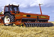 vaderstad 50 lat foto0 Väderstad Spirit R   nowoczesny design i nowe rozwiązania technologiczne