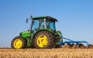 john deere 5e mini CLAAS rozszerza serię kosiarek dyskowych o model DISCO 4400 CONTOUR