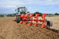 kuhn master  190 Pierwszy kombajn marki Deutz Fahr zmontowany w Rosji   model 6095 HTS.