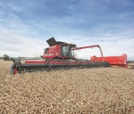 case ih heder 12 2 190 Żniwa 2019 – kultowy Claas Dominator 150 w rzepaku – VIDEO