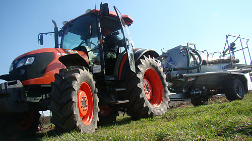 kubota m8540 prosto z pola John Deere 7R 290 II Gen na kujawskich polach   FOTO