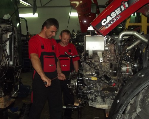 case ih mechanicy 2014 Zawody EuroSkills z polskim reprezentantem, laureatem konkursu Młody Mechanik na Medal