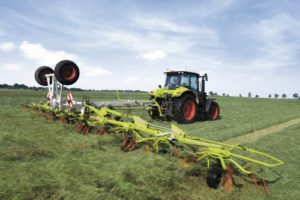 claas volto 300x200 Kolejne modele Claas Volto z systemem Max Spread