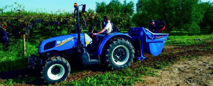New Holland TD4 F Premierowy pokaz polowy nowych ciągników sadowniczych New Holland T4 FS ? reportaż