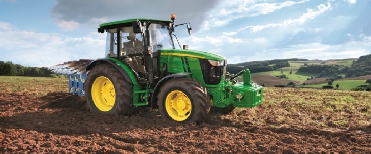 John Deere maj Ciągniki John Deere 6M    premiera na targach Agrotech 2016