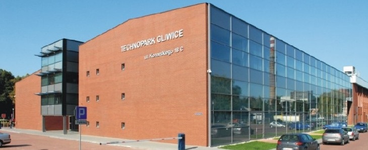 Wielton Technopark Wielton podpisał umowę z Grupą SAF ? HOLLAND na zakup osi i komponentów do budowy przyczep i naczep