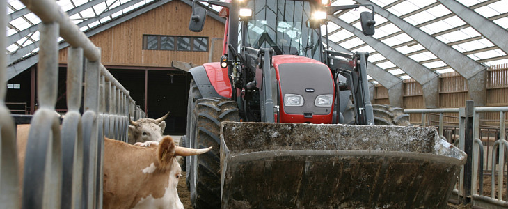 Agencja Modernizacji i Restrukturyzacji Rolnictwa informuje6 Zadbany trawnik na wiosnę – wykorzystaj przystawkę do mulczowania John Deere MulchControl