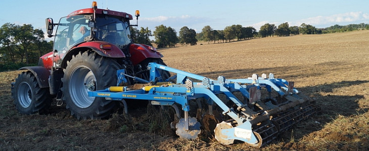 Case Puma Farmet Triolent 470 Ciągniki John Deere w uprawie i nawożeniu po kukurydzy