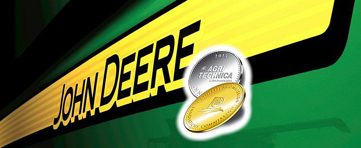 John Deere medale Agritechnica 2015 John Deere   ładowacze czołowe serii R gotowe do pracy
