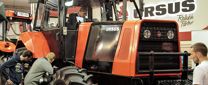 Ursus 25014 prototyp New Holland przedstawia ofertę maszyn zielonkowych i pługów na SIMA 2019