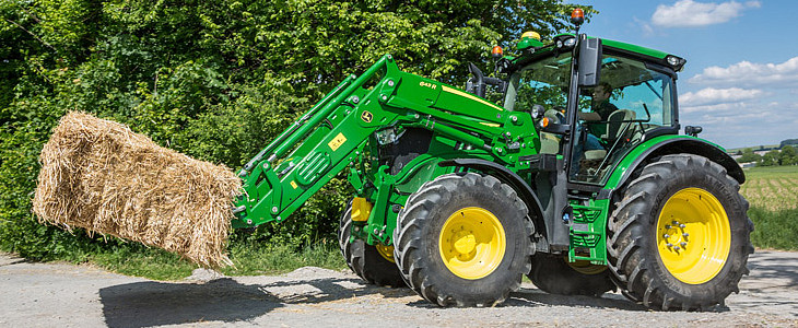 John Deere ladowacze serii R Wrześniowa sprzedaż ciągników rolniczych nieznacznie w górę