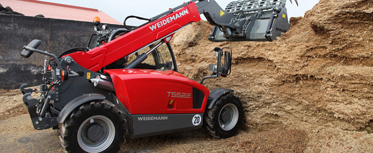 Weidemann T5522 nowy osprzent Straddle Tractor Concept – innowacyjny ciągnik do wąskich winnic marki New Holland