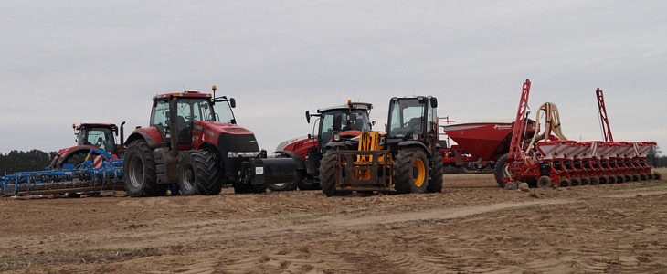 CGFP siew kukurydzy 2016 foto1 Puma, Optum i Magnum   trzej muszkieterowie Case IH w uprawie przedsiewnej