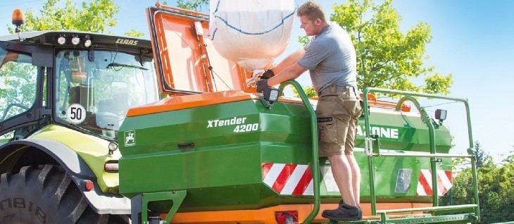 Amazone Xtender Zostań najlepszym kierowcą ciągnika w Europie na Valtra Demo Tour 2017