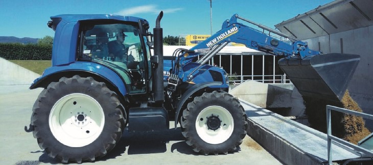 New Holland Metan New Holland T6 zasilany metanem gotowy do włączenia do gamy produktów marki