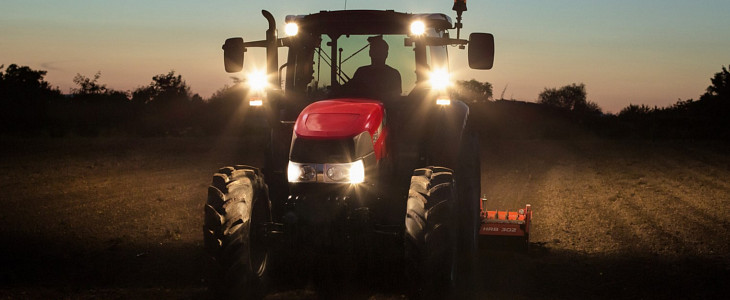 Case IH Farmall C EIMA 2016 Case IH Luxxum nagrodzony tytułem „Innowacyjny produkt rolniczy 2016”