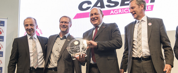 Case IH Optum Traktor Roku 2017 Tractor of the year DEUTZ FAHR 6215 RCshift z tytułem Tractor of the Year 2017   Best Design