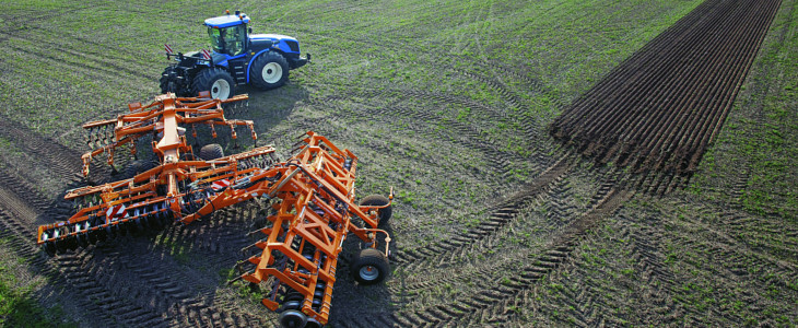 New Holland PLM nowosci 2017 BUFFALO   premiera rozrzutników EUROMILK