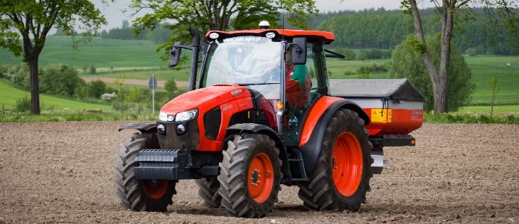 Kubota pokazy 2017 Rzadsze przeglądy ciągników rolniczych Kubota serii M