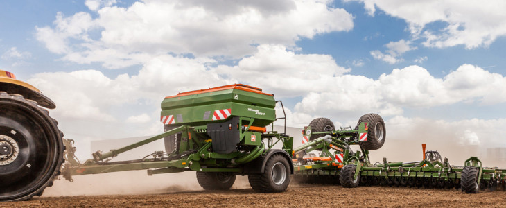 Amazone X Tender T zbiornik new 2017 Unimog U 423 w wersji rolniczej wjeżdża do Polski