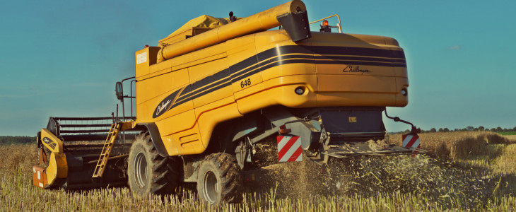 Challenger 648 zniwa 2017 foto New Holland przedstawia ofertę maszyn zielonkowych i pługów na SIMA 2019