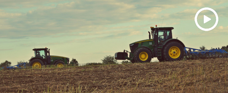 John Deere 7310R uprawa zniwa 2017 film Farmet Softer 1250 PRO na zaśnieżonych ukraińskich polach