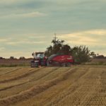 DSC09057 150x150 Prasowanie na okrągło i w kostkę. W polu: prasa Lely Welger RP 535 i John Deere 6120M oraz prasa Case IH LB424 z Case IH Puma 230 CVX   FOTO