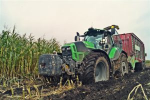 DSC09496 300x200 Valtra ponownie nagrodzona ? G135 zdobywcą iF Design Award
