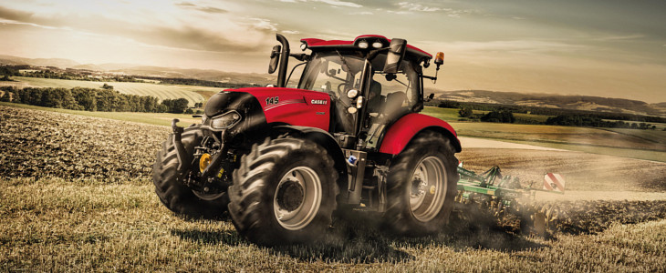 Case IH Maxxum Multicontroller Maszyna Roku 2018 Nadjeżdża Case IH Maxxum Signature Edition