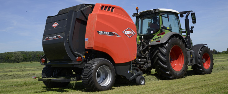 Kuhn VB 3100 nowe prasy zmiennokomorowe KUHN Click & Mix ? aplikacja, która pomoże wybrać wóz paszowy