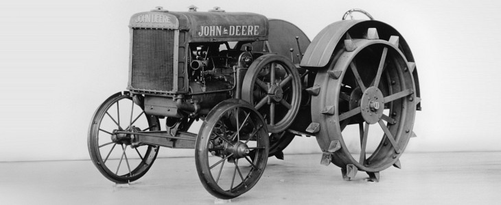 Historia ciągników John Deere