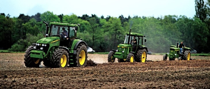 John Deere ranking Bardziej kompaktowe ciągniki John Deere z serii 6M i 6R