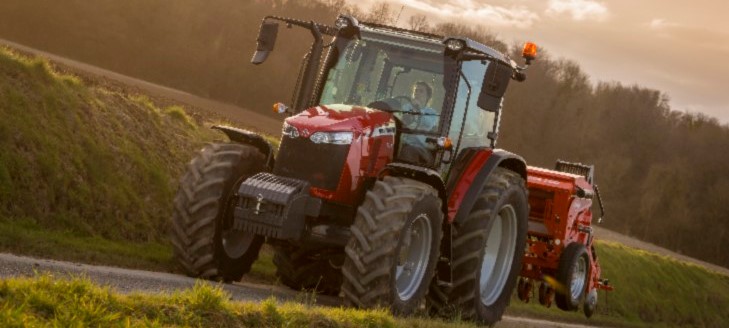 ciągnik Massey Ferguson 5711