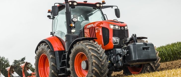 rsz kubota m7172 premium Inżynierowie Kuboty znów ruszyli w Polskę