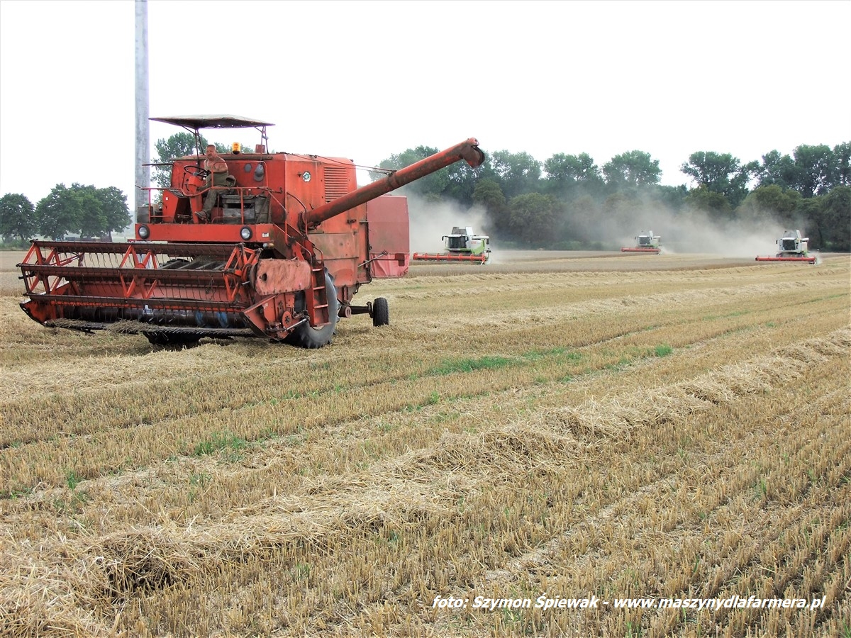 IS DSCF7073 2.JPG Zimowe żniwa kukurydziane 2018 ? w polu John Deere WTS 9560i   VIDEO