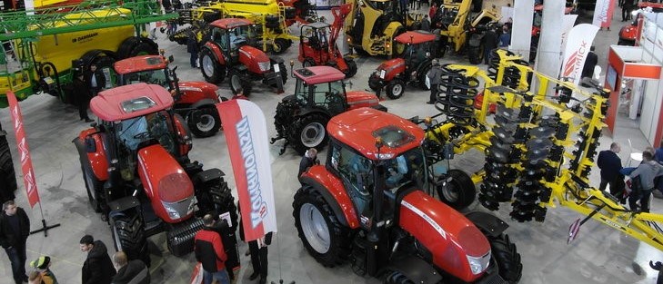 Mazurskie Agro Show 2019 DEUTZ FAHR 6160.4 TTV   nowe standardy w zakresie niskiego zużycia paliwa