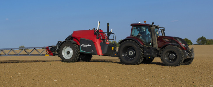 Kverneland opryskiwacze 2019 Nowości 2014 w ofercie ciągników Case IH