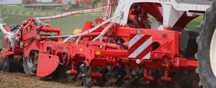 PÖTTINGER TERRASEM WAVE DISC kiedy wybrac Wydajność i produktywność w wydaniu DEUTZ FAHR: nowe modele TTV serii 7.