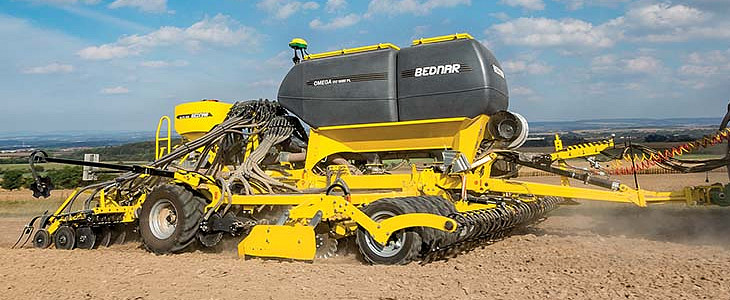 Bennar oferta maszyny 2019 John Deere i Bednar ustanawiają nowy rekord uprawy powierzchni!