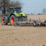 DSCN6582 150x150 Claas Axion 920 i New Holland T8020 w uprawie przedsiewnej w RZD Minikowo   FOTO