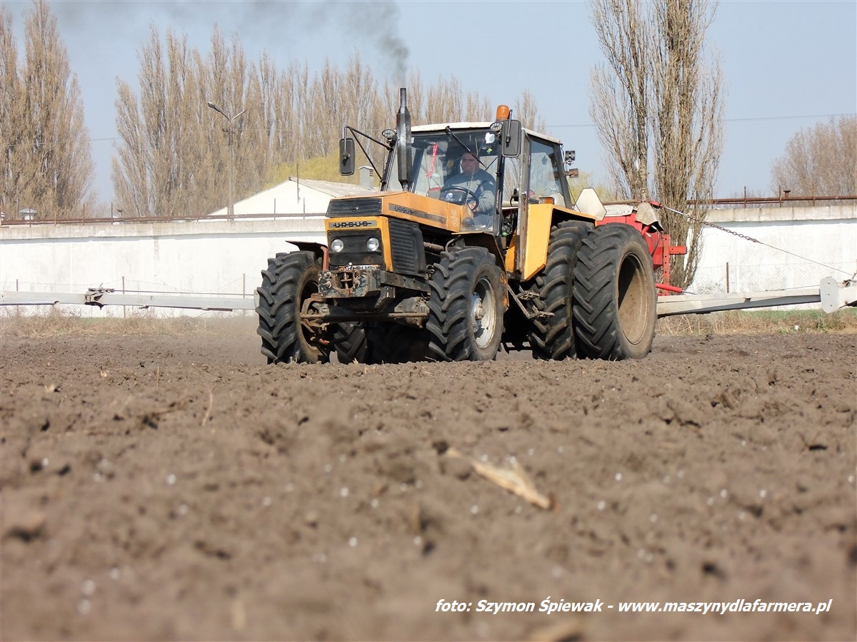 IS DSCF7026.JPG Wiosna na Kujawach 2020. Ursus 912 i 1634 – włókowanie (FOTO)