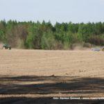 IS DSCF7231 150x150 John Deere 6195M i 8230 + Farmet Kompaktomat w pustynnej uprawie 2019 – FOTO