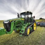 8rt410 koeckerling cultivator dsc5351 150x150 Nowe ciągniki John Deere serii 7R i 8R ? moc i inteligencja zamknięta w stylistyce od BMW