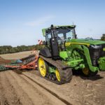8rt410 plow kverneland dsc9819 150x150 Nowe ciągniki John Deere serii 7R i 8R ? moc i inteligencja zamknięta w stylistyce od BMW