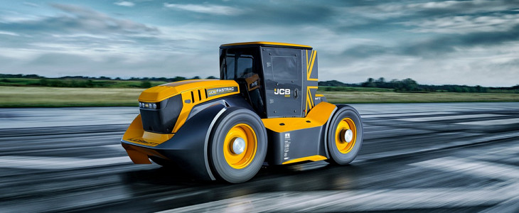 JCB Fastrac Najszybszy traktor swiata Nagrody targów rolniczych SIMA 2017 dla marki New Holland