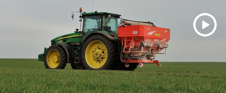 John Deere 7930 Rauch Axis nawozy 2020  film Pöttinger ROTOCARE i FLEXCARE   precyzyjny i efektywny sposób na walkę z chwastami