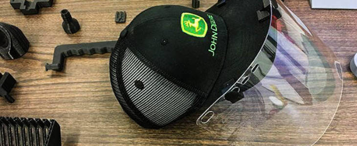 John Deere prxulbica czapka ochronna koronawirus Ekoplon   Pandemia nie spowolniła dostaw dla rolnictwa