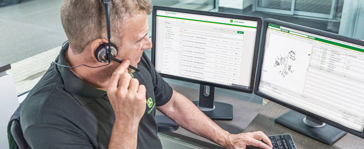 John Deere zdalna obsluga maszyn Ekoplon   Pandemia nie spowolniła dostaw dla rolnictwa