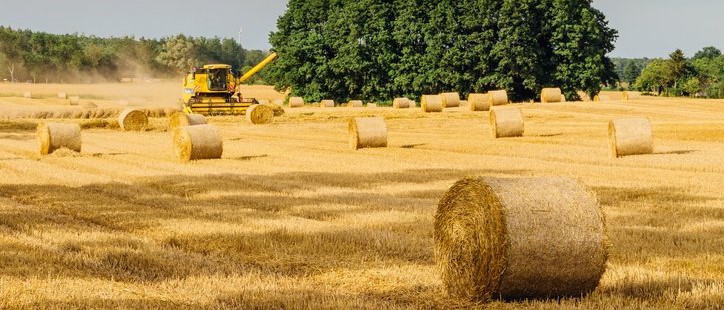 skleprolniczyczescidlarolnikadomaszynrolniczych Kubota przedstawia autonomiczny ciągnik przyszłości “X tractor   cross tractor”