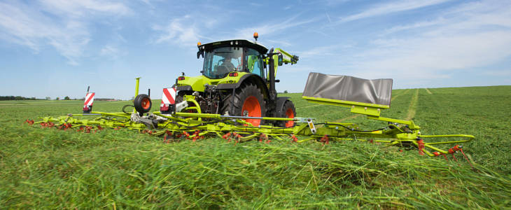 Claas przetrzasarka Volto porady Jakie rozwiązania gwarantują wysoką jakość sianokiszonki oraz niższe koszty?